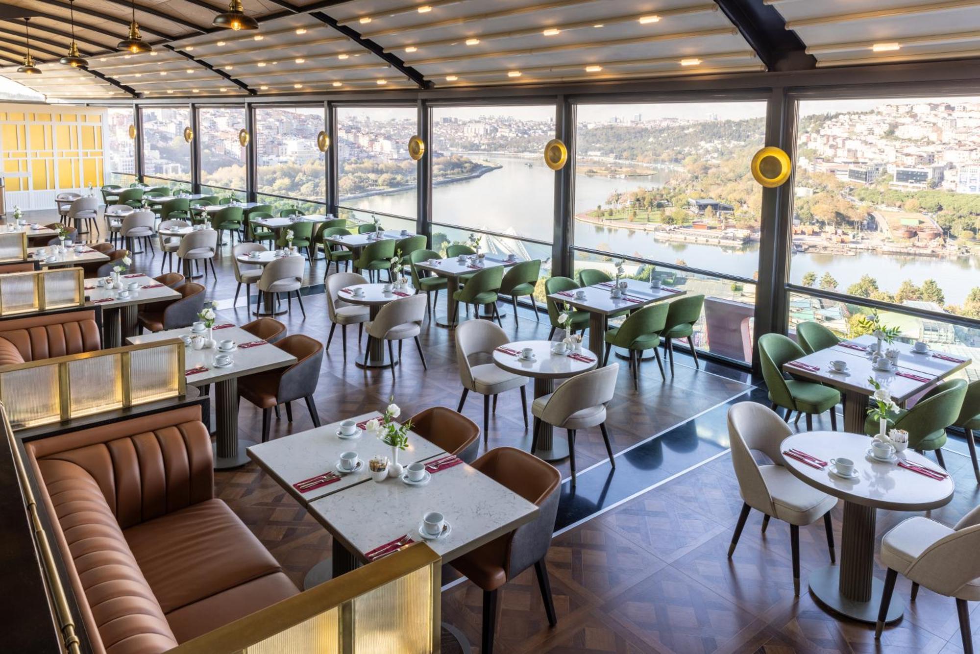 Clarion Golden Horn Готель