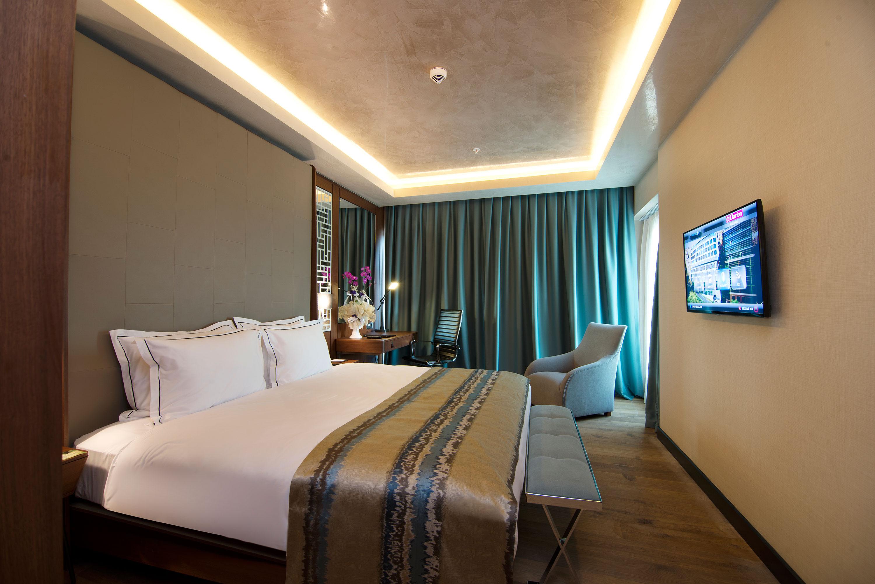 Отель Clarion Golden Horn 5*