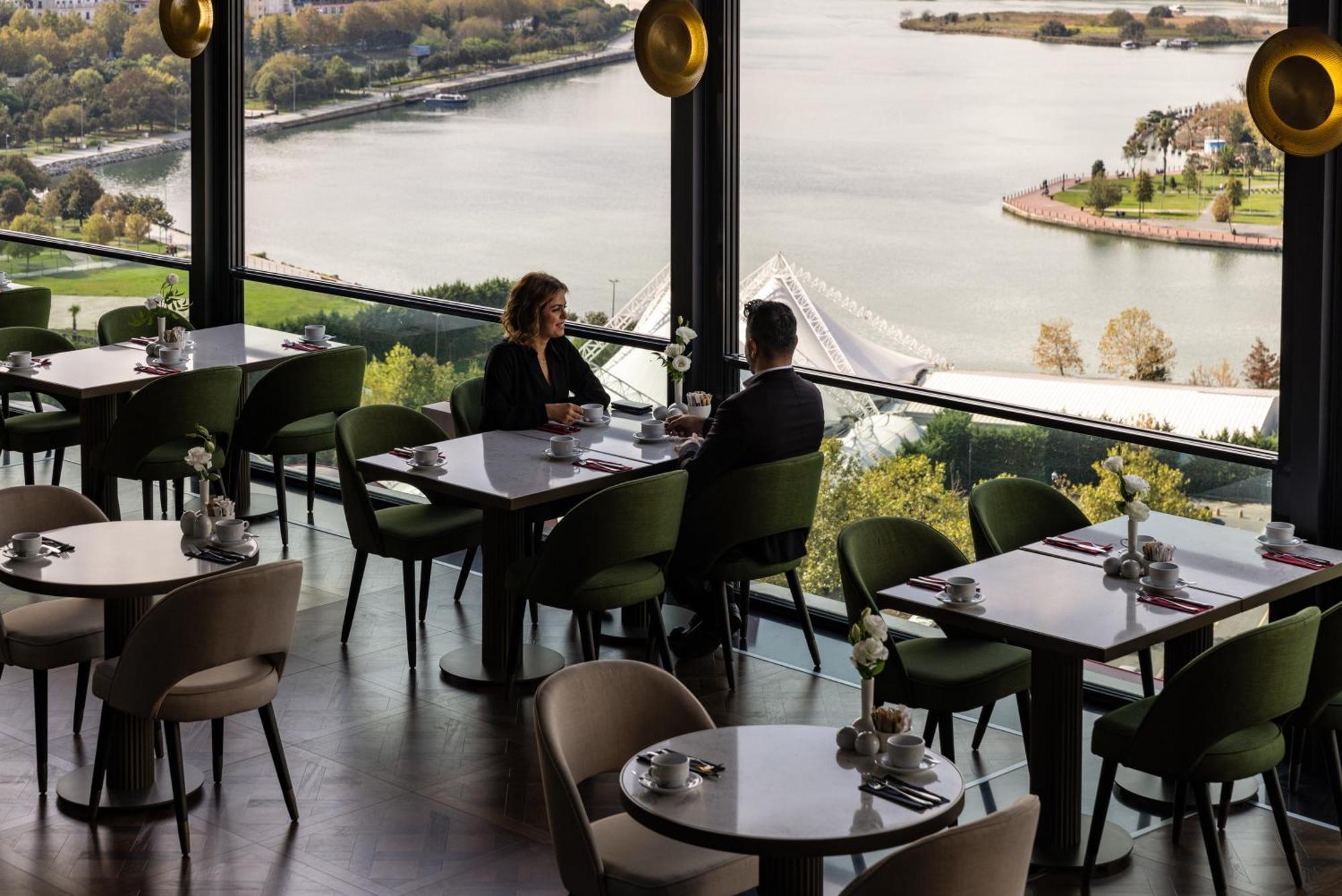 Отель Clarion Golden Horn 5*